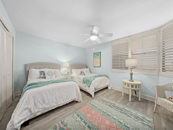 Sanibel Vacation Condo Sleeps Six Guests.
